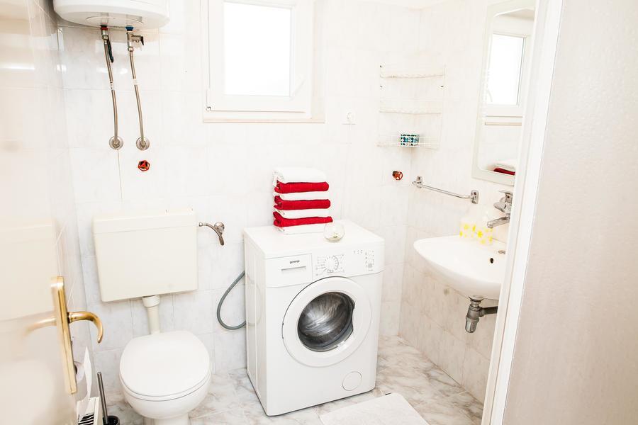 Apartmani Petricevic Supetar Zewnętrze zdjęcie