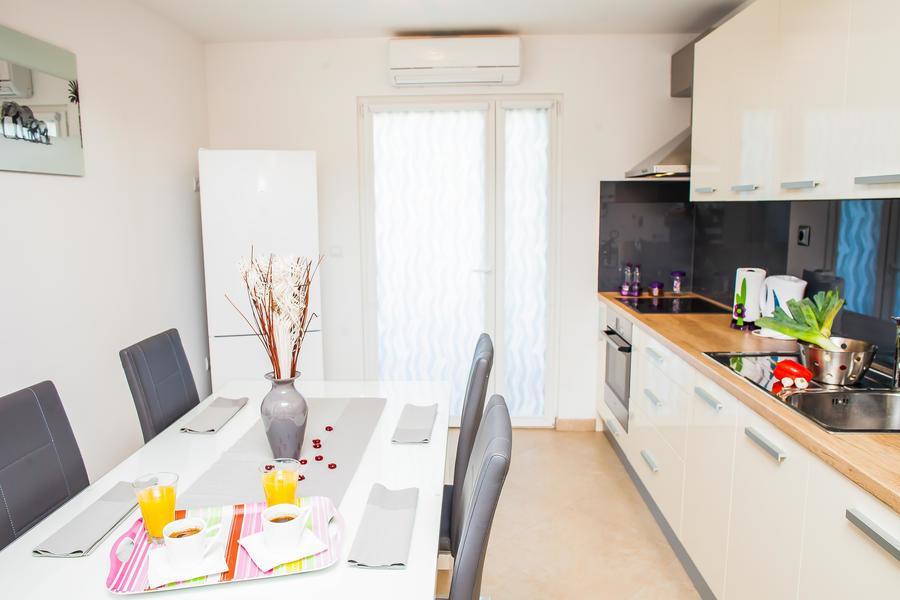 Apartmani Petricevic Supetar Zewnętrze zdjęcie