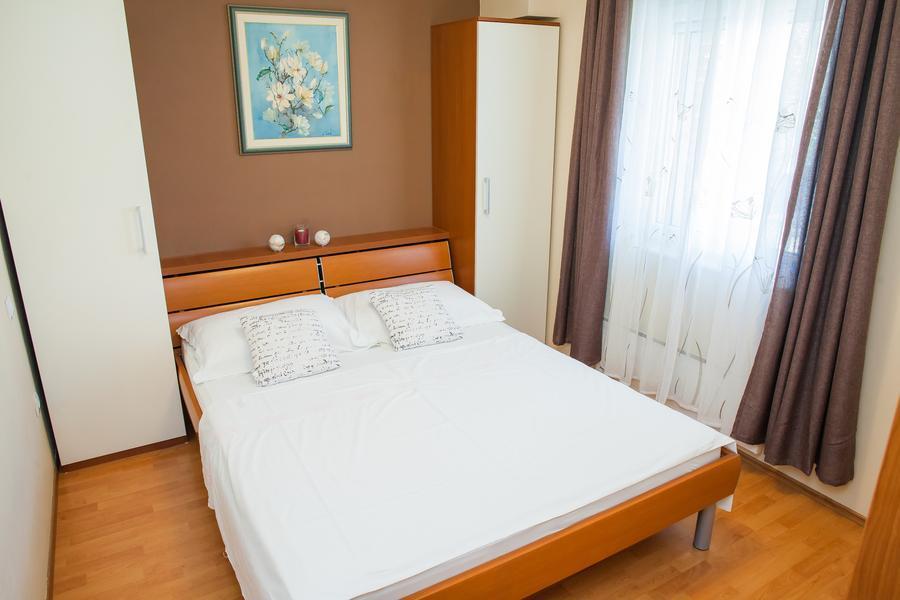 Apartmani Petricevic Supetar Zewnętrze zdjęcie