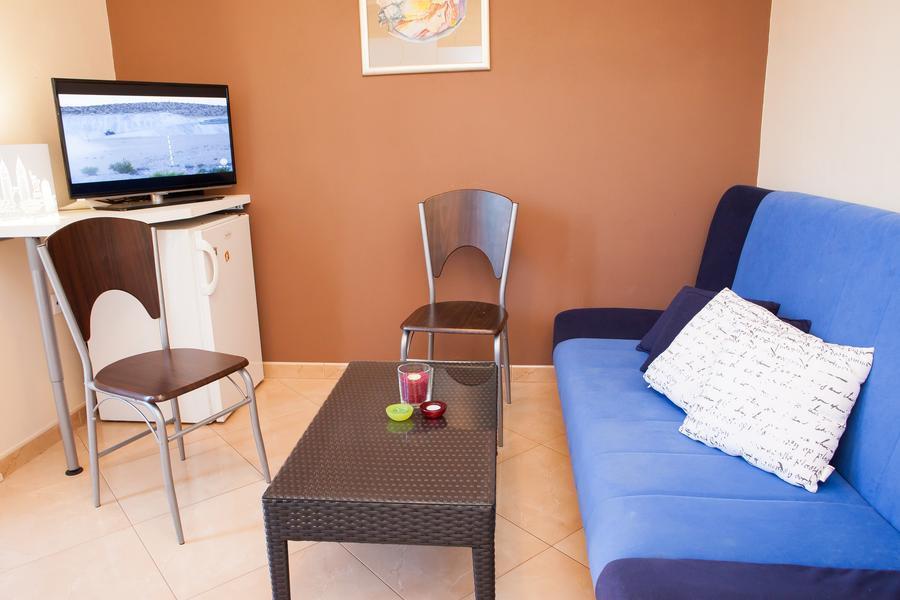 Apartmani Petricevic Supetar Zewnętrze zdjęcie